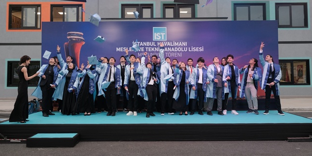 İstanbul Havalimanı Mesleki ve Teknik Anadolu Lisesi, İlk Mezunlarını Verdi